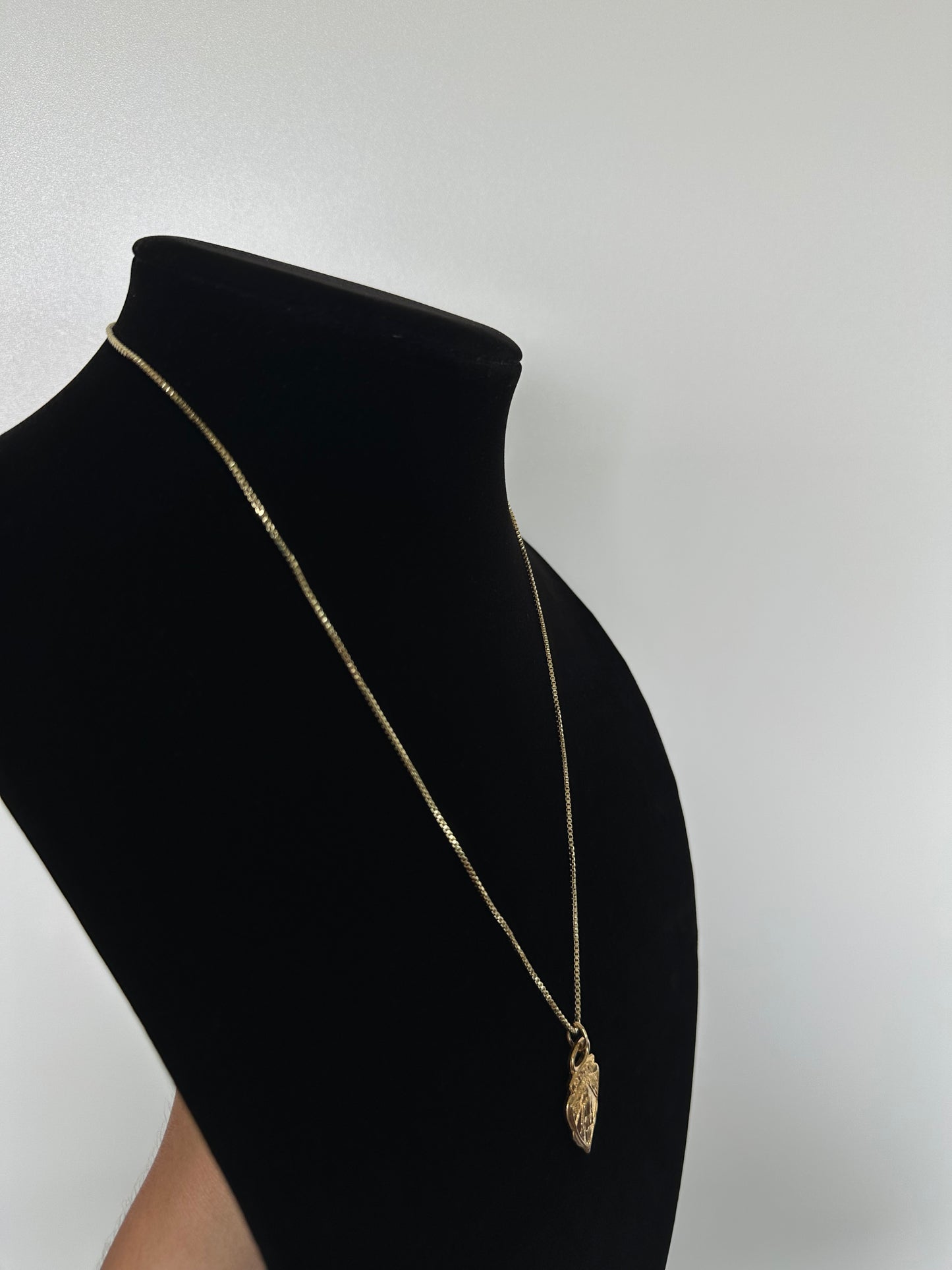 Gigi Coat of Arms Necklace with 18K Gold Box Chain